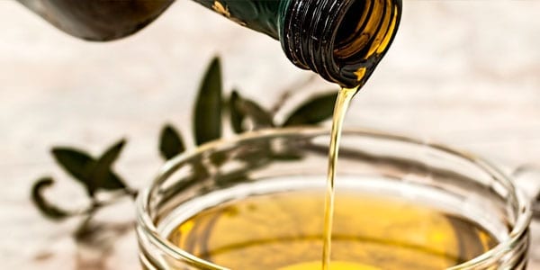 Hacer aceite de oliva en casa