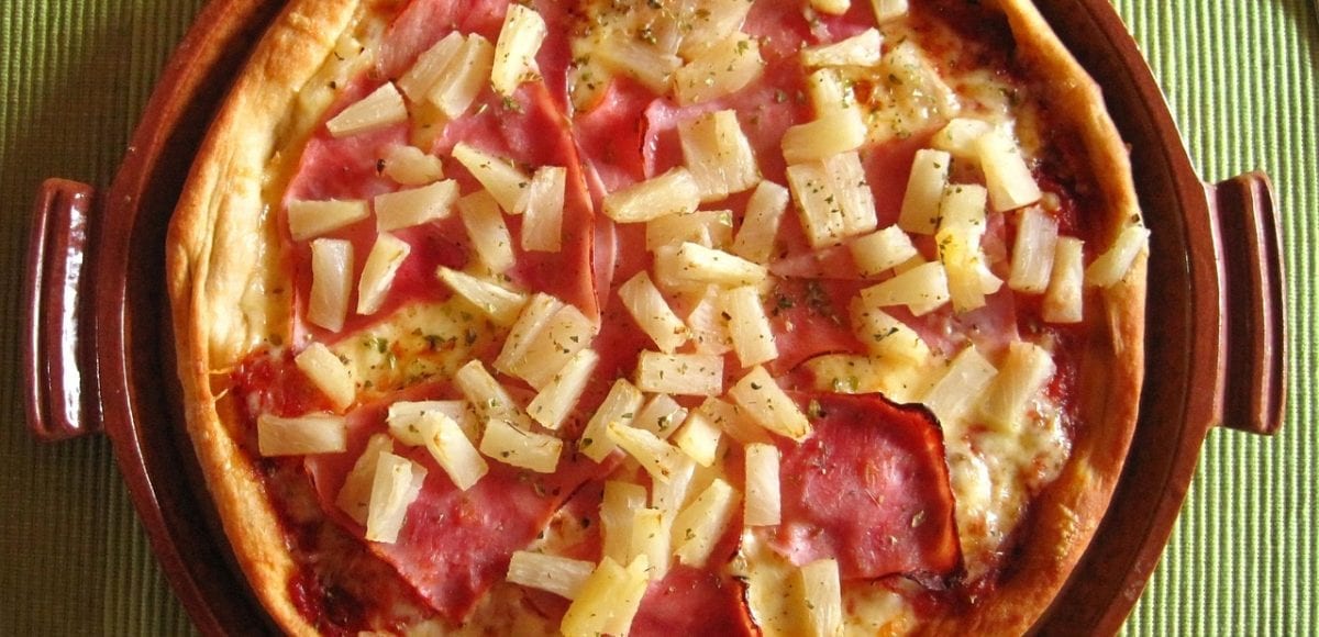 Origen De La Pizza Con Pina La Mas Polemica Informacion Gastronomica