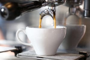 es saludable el café descafeinado
