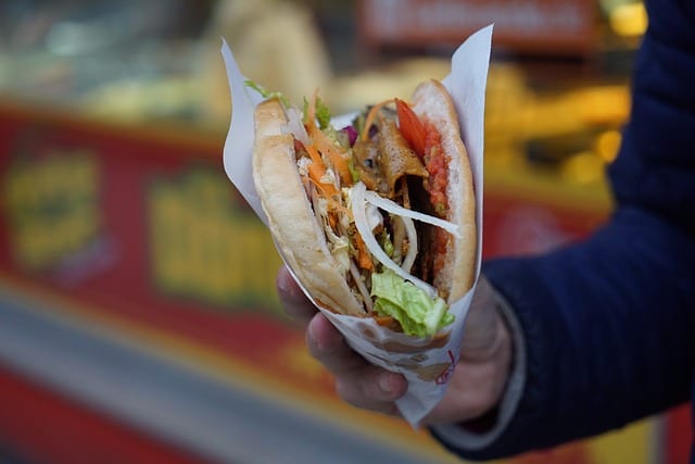 Un döner kebab, sin duda el más conocido junto al durum/Fuente: Pixabay