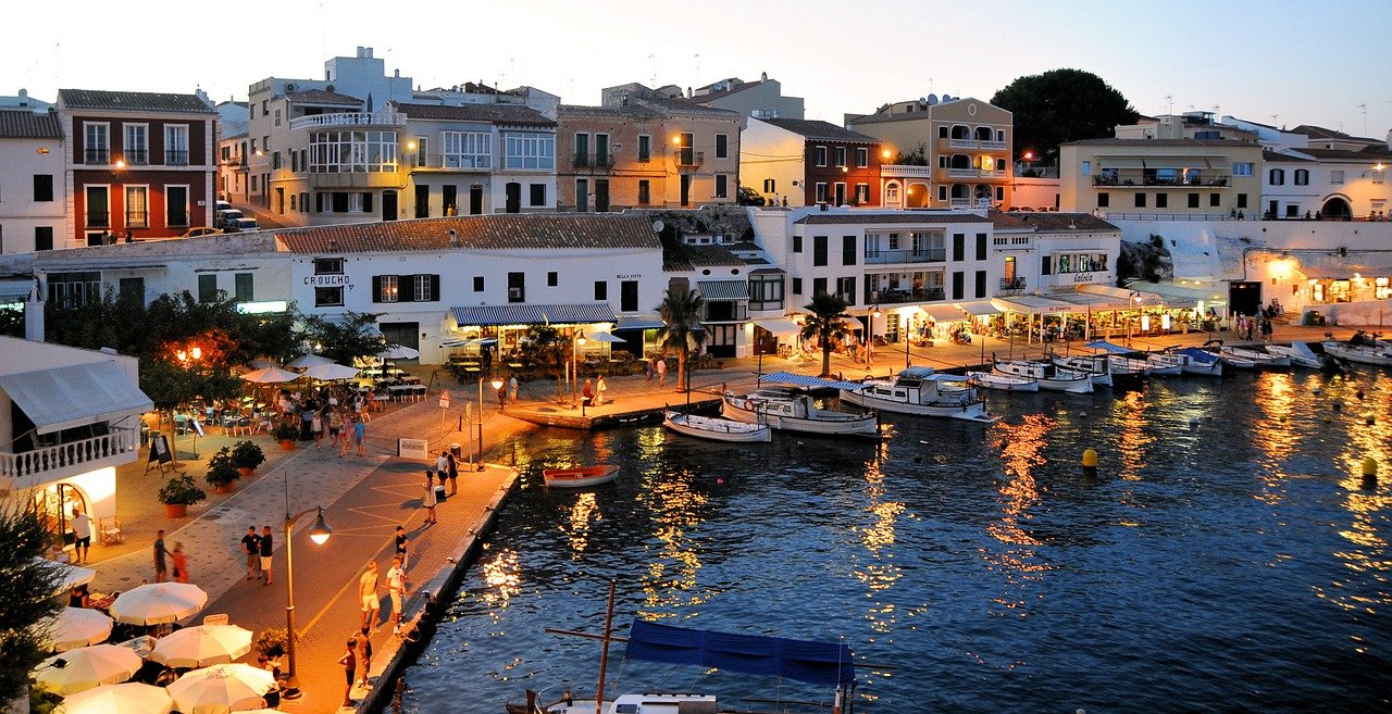 imagen portuaria de Menorca