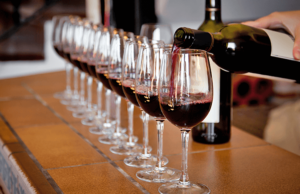 Disminuye el consumo de vino en España por la inflación.