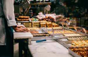 Descubre las técnicas de vanguardia de alta pastelería sin olvidar el sabor tradicional