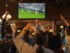 El fútbol impulsa la caja de bares y restaurantes Gorodenkoff / Shutterstock.com